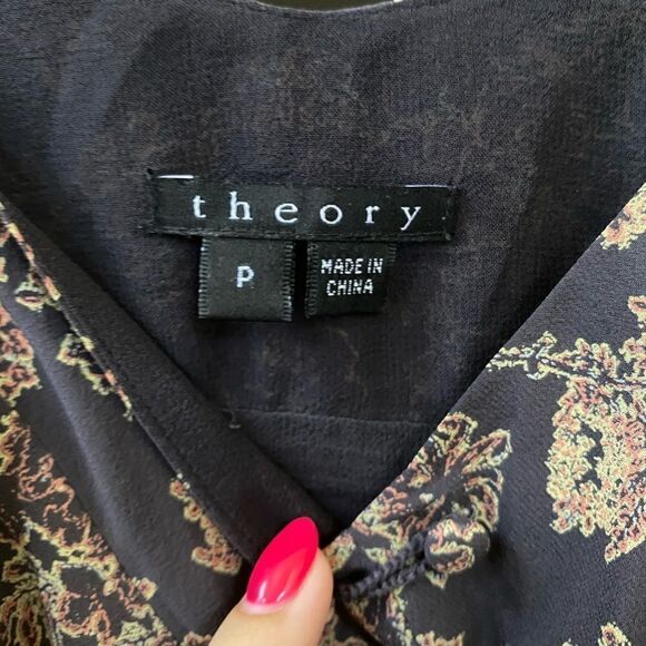 Theory Gray Silk Tank Top Blouse Floral Print, Size SP - Picture 3 of 8